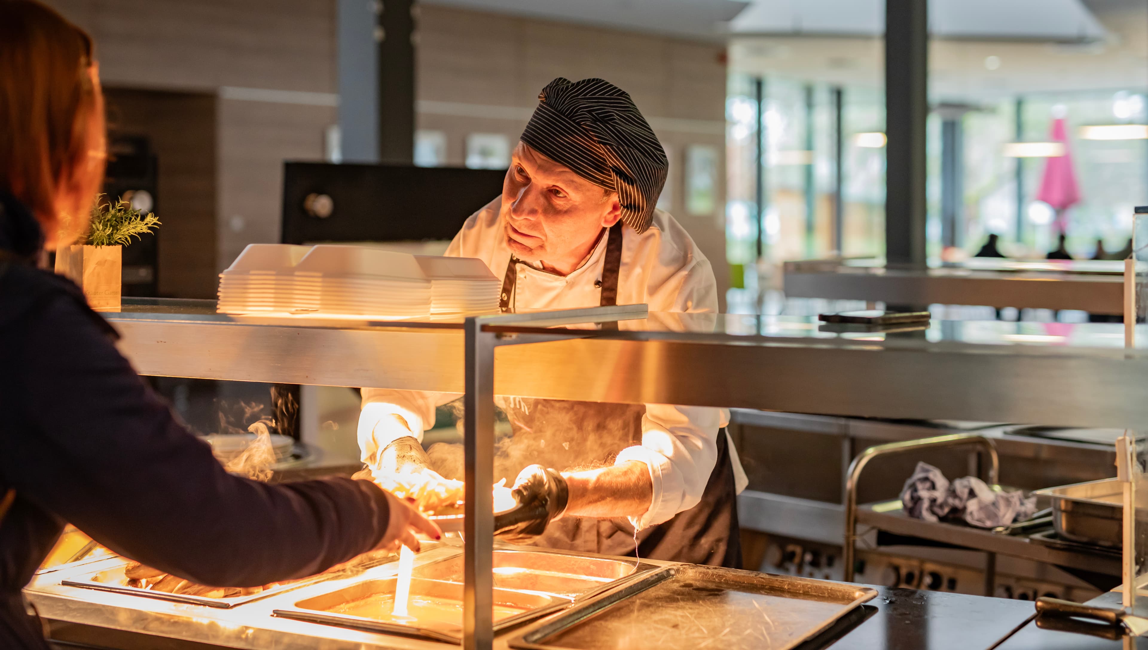 Catering in Kitas, Kliniken und Altenheimen